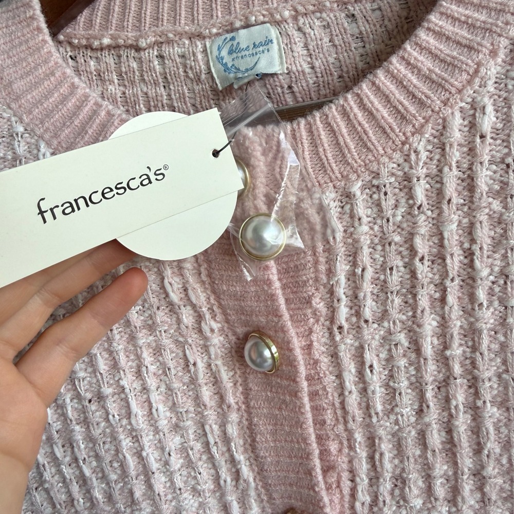 Francesca's Blue Rain Pearl Button Cropped Cardigan Sweater Pink NWT S - Picture 5 of 9